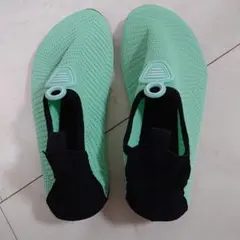 マリンシューズ