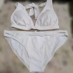 新品】Victoria's Secret ビキニ白 上のみ32A サイズXS - メルカリ
