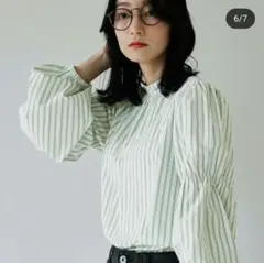 【新品】My:nia　袖シャーリングスタンドネックブラウスL