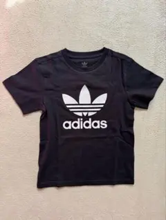 新品adidasオリジナルス　140cmのサムネイル