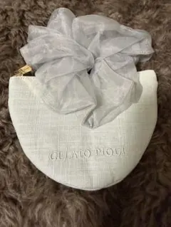 GELATO PIQUE シュシュポーチ 半月型 新品タグ無し