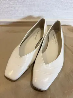 【美品】Le Talon スクエアVカットフラットのサムネイル