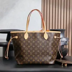 Louis Vuitton モノグラム ネヴァーフルMM トートバッグのサムネイル
