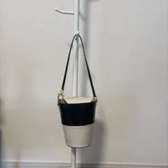 Salvatore Ferragamo サルヴァトーレフェラガモ　筒形型　バック