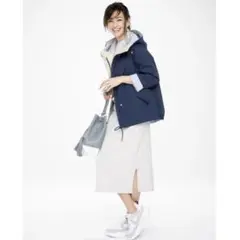 美品◆DoCLASSE ドゥクラッセ 二重織リバーシブル パーカー ネイビー
