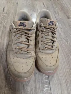 NIKE AIR FORCE 1 スニーカー