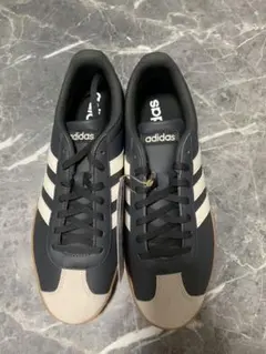 新品未使用 adidas/スニーカー/JS4115/サイズ27.5cm