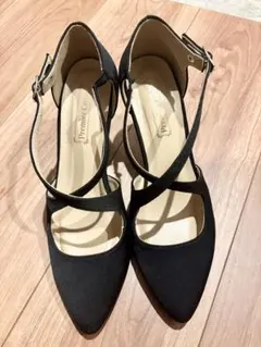 アンクルクロス ストラップ パンプス（M）