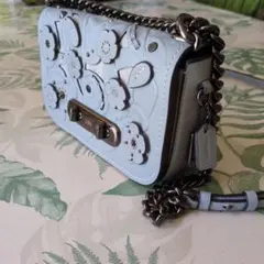 コーチ　スワッガーショルダーバッグ　ライトブルー