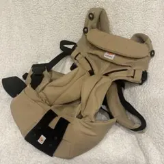 【超美品】エルゴベビー オムニ 抱っこ紐 キャメル ベージュ