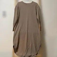 UNIQLO ベージュ 長袖カットソーワンピース M
