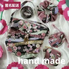 和柄ショルダーバッグ　シュシュ　ミニ巾着　ミニポーチ　4点セット