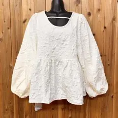 新品 ジュノア JUNOAH 長袖ブラウス ボリュームスリーブ L