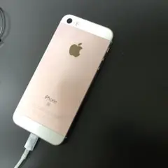 iPhone SEバッテリー96% 32 GB￼ 昼だけ特価格