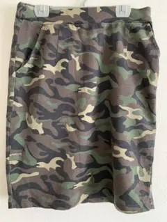 ジーナシス　迷彩柄 スカート