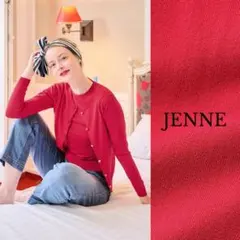 大人気✨完売品　JENNEベーシックゴールドボタンカーディガン　インナーニットのサムネイル