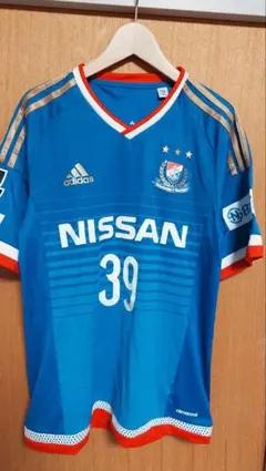 横浜F・マリノス　2015ユニフォーム　アデミウソン（サインあり）Mサイズのサムネイル