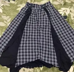 チェックスカート
