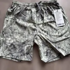 Lululemon Rowing Short 8インチ Mサイズのサムネイル
