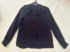 gu フリルカラーブラウス　ブラックSサイズ
