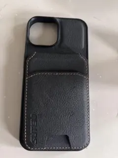 カードポケット付き黒いiPhoneケース