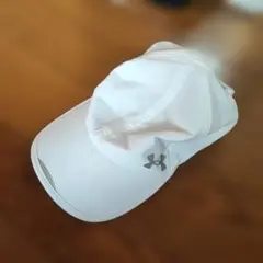 UNDER ARMOUR ホワイトキャップ