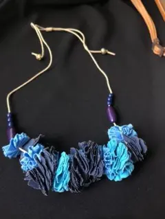 リボンフラワーのネックレス