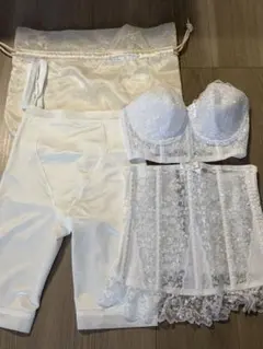 セモア ブライダルインナー E65