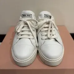 MIU MIU スニーカー ホワイトのサムネイル