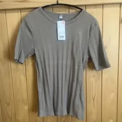 ユニクロ　ランダムリブクルーネックt