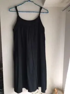 グローバルワーク　キャミ膝丈ワンピース　黒 Sサイズ