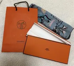 エルメス　カレ70 左岸のラプソディ　素敵なスカーフ♡お値引きしました♡