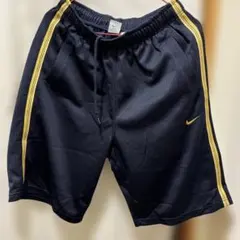 Nike ネイビーショートパンツ ＸＬ