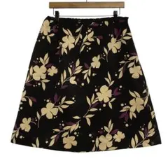 花柄ひざ丈 Aラインスカート　黒