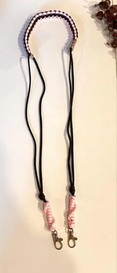 Item thumbnail for item 2c9e8548-b960-439a-8dd8-48dd94edd01a