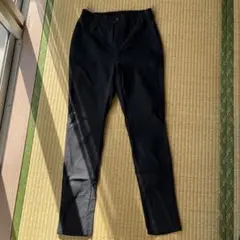 GU ブラック カジュアルパンツ　チノパン　Mサイズ