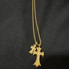 ゴールド　クロスモチーフ　ネックレス