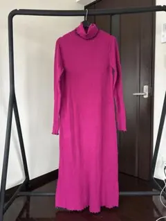 ジーナシスピンクワンピース