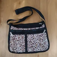 Item thumbnail for item ed6b00be-9bbd-49cf-ba3e-22d75f45dd47