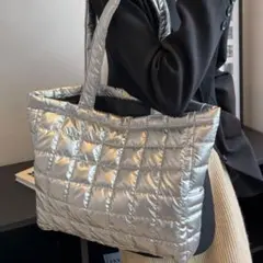 キルティングトートバック