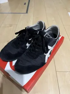 Onitsuka Tiger スニーカー SERRANO（セラーノ）