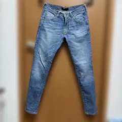 1PIUGUALES RELAX スリムフィットデニムパンツのサムネイル