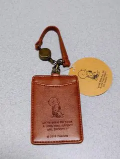 PEANUTS　スヌーピー　リール付きパスケース