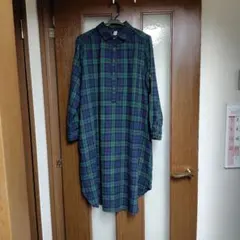 緑と青のチェック柄シャツワンピース