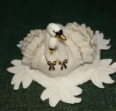 アイリッシュドレスデン　 レース白鳥ウェディング