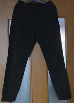UNIQLO ブラック ロングパンツ 160サイズ