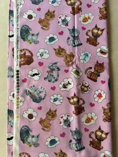 Hi-Fashion Fabrics 猫柄 コットン生地 ピンク