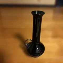 SHOEI. society crystal黒色 ガラス製 一輪挿し 花瓶