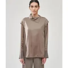 【未使用品】DESPRES長袖トップス ベージュ