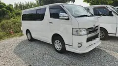 2014 トヨタ ハイエースバン 3Lディーゼルターボ 前後3インチ 